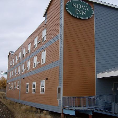 Nova Inn Inuvik Extérieur photo